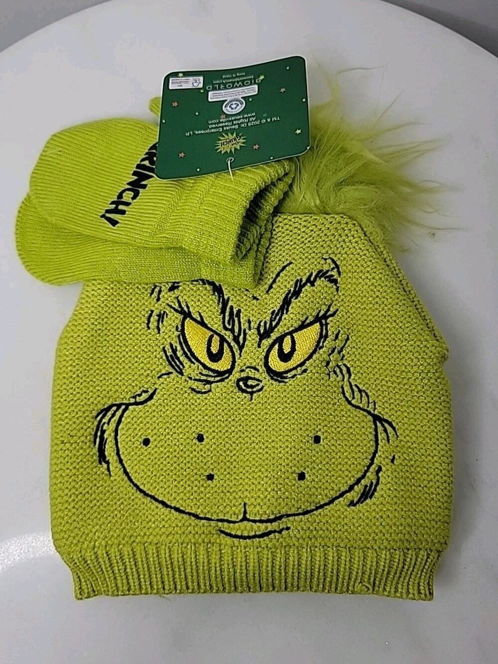 Dr. Seuss The Grinch Kids Beanie Hat & Gloves Gift Set Green NWT Cap